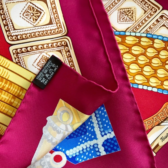 ❌SOLD❌Hermès CENTURES ET LIENS Red Scarf Toutsy - Picture 8 of 8